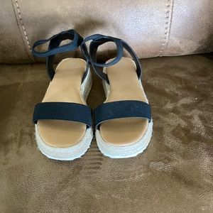 Cute kids sandal size 2